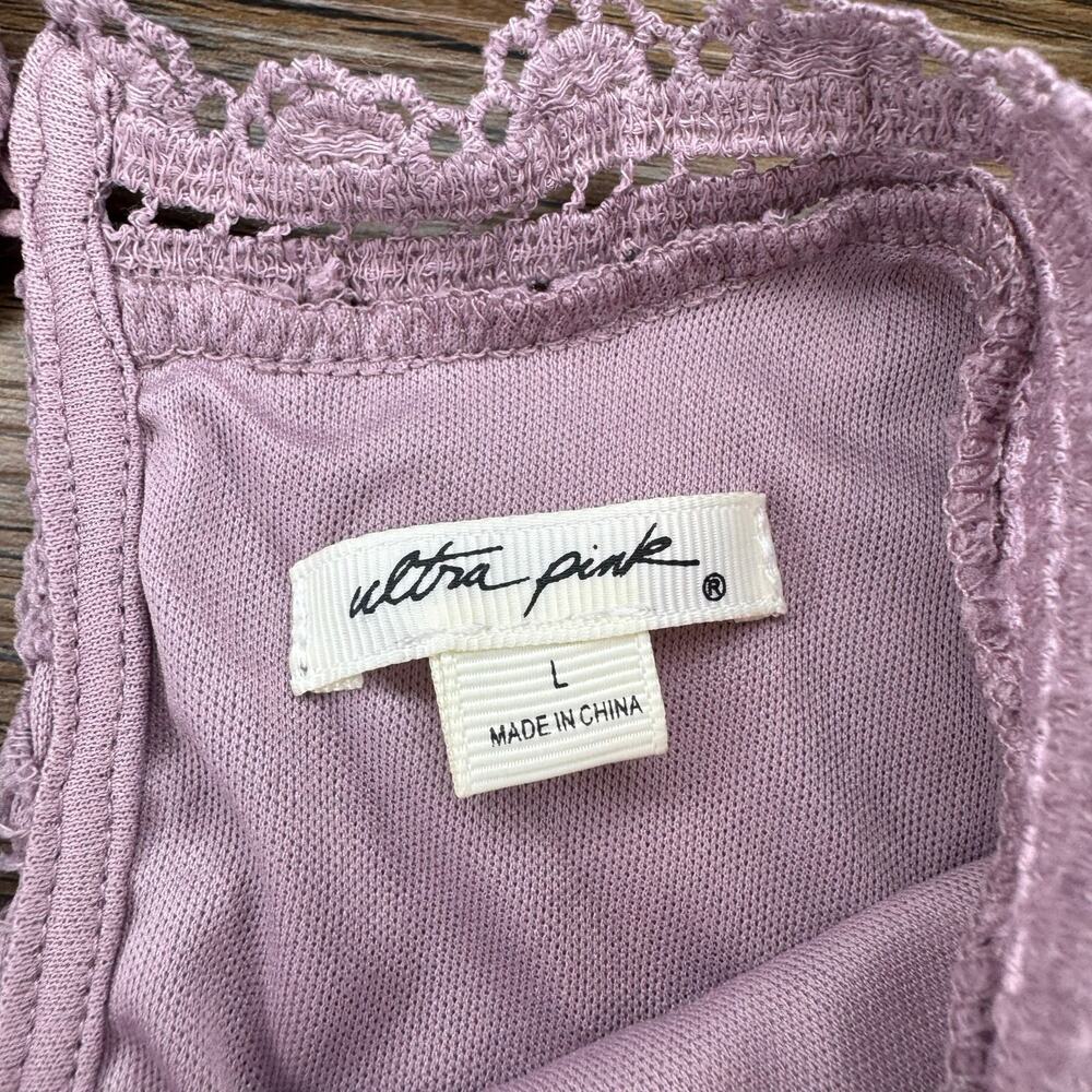 Ultra Pink Size LARGE long sleeve floral geometric lace overlay - Picture 7 of 13